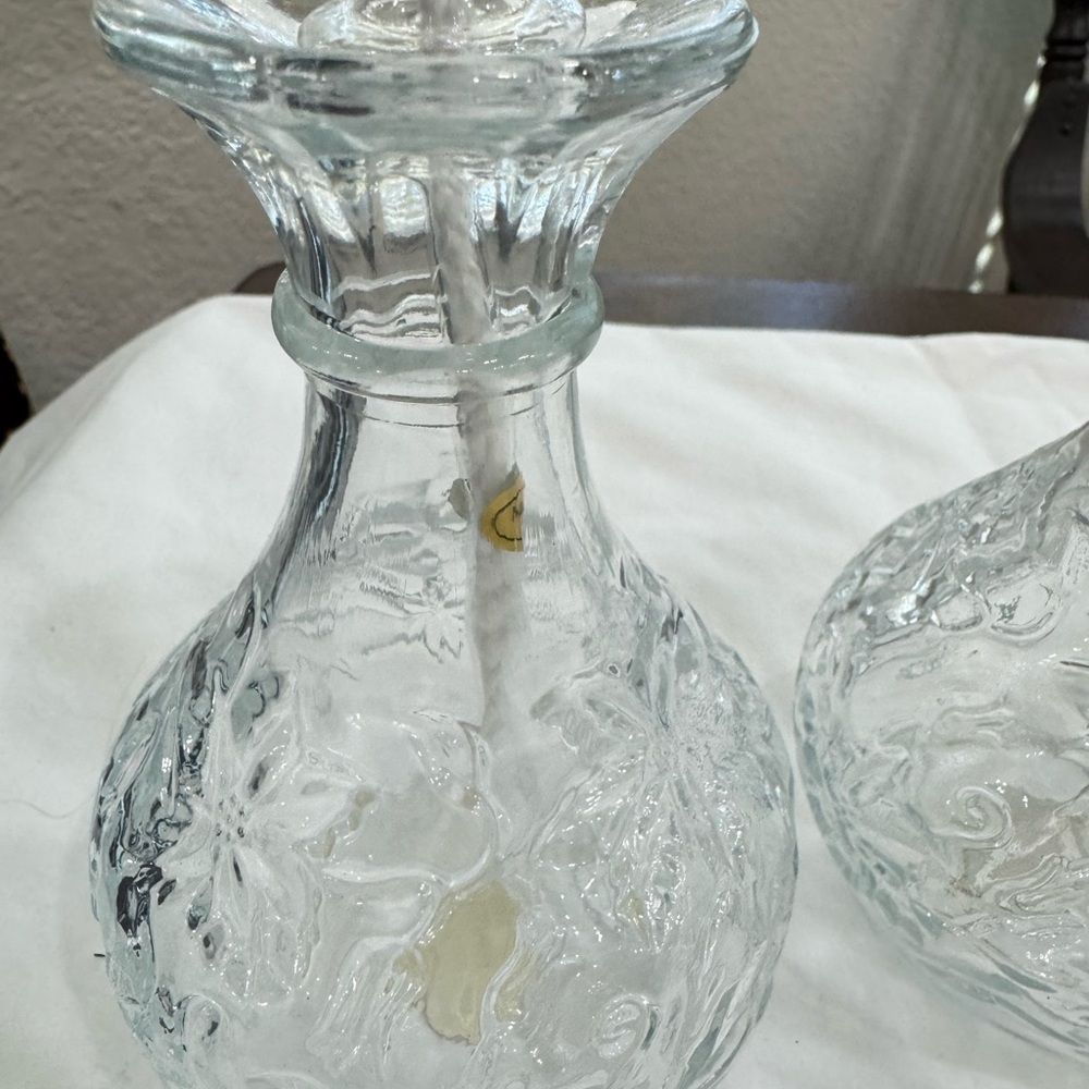 Elegant Clear Glass Vase